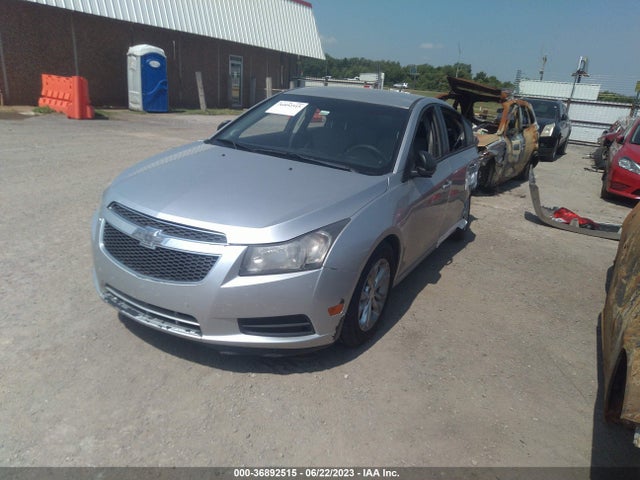 Chevrolet CRUZE LS 2014 1G1PA5SH9E7300400 Image 2