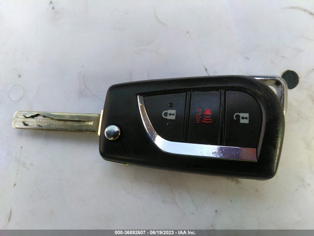 Toyota COROLLA IM 2017 JTNKARJE8HJ547572 Image 3