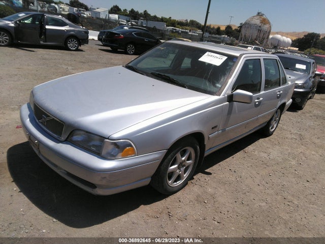 1998 VOLVO S70 GLT VIN: YV1LS5679W1498527