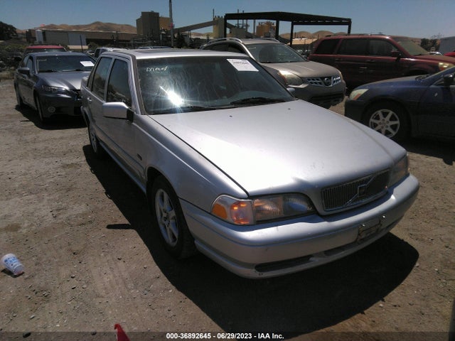 1998 VOLVO S70 GLT VIN: YV1LS5679W1498527