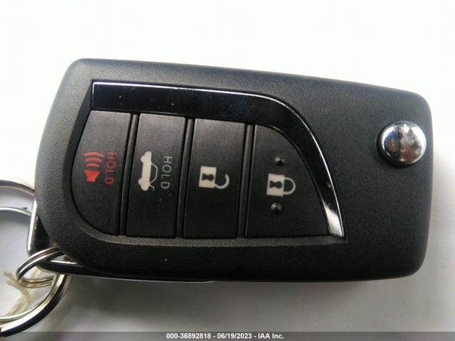 Toyota COROLLA LE 2022 JTDEPMAE3NJ226909 Image 3