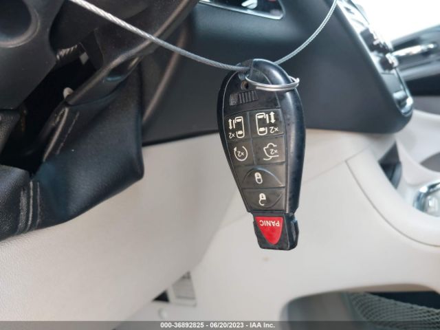2C4RDGCG8KR726128 Dodge Grand Caravan Sxt