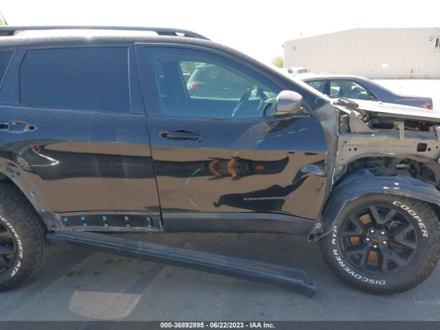 1C4PJMBSXHW658970 Jeep Cherokee Trailhawk