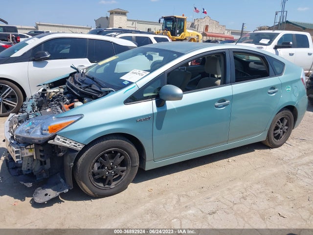Toyota Prius Four 2015 JTDKN3DU2F1862454 Image 2
