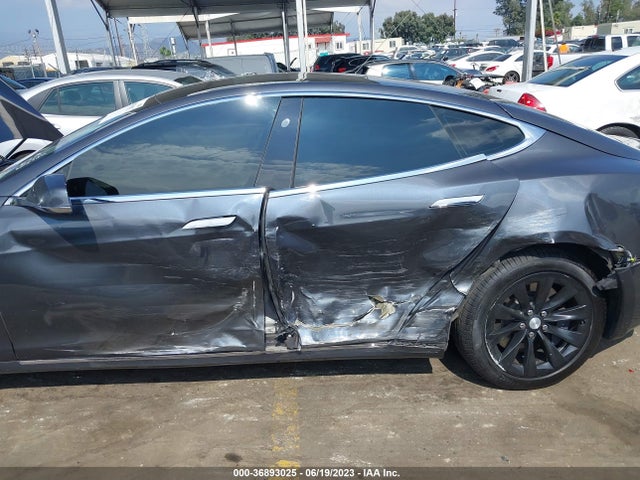 Tesla MODEL S 2017 5YJSA1E27HF206144 Image 61