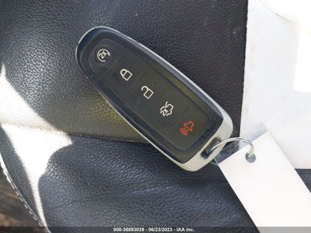 1FMCU9JX4EUD08074 Ford Escape Titanium