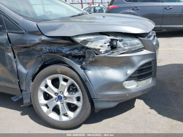 1FMCU9JX4EUD08074 Ford Escape Titanium