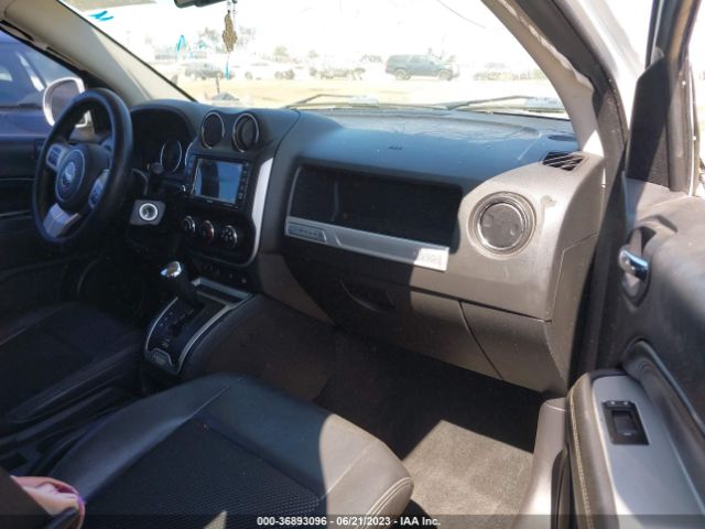 1C4NJCEB5ED628327 Jeep Compass Latitude