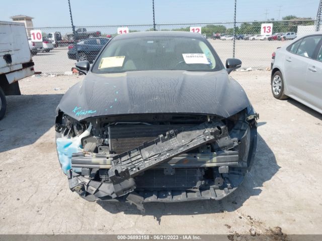 3FA6P0HD2GR165481 Ford FUSION SE