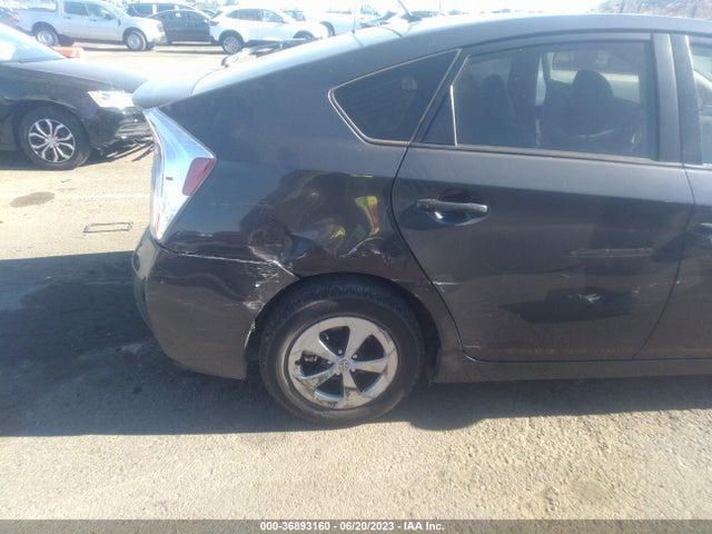 Toyota Prius 2015 JTDKN3DU2F1986966 Image 18