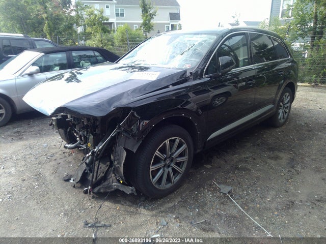 WA1LHAF70JD038865 Audi Q7 Premium Plus