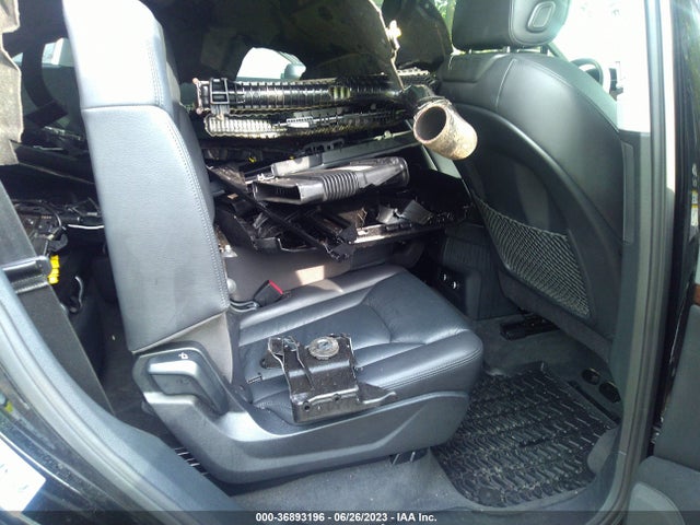 WA1LHAF70JD038865 Audi Q7 Premium Plus