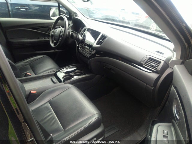 Honda Pilot Touring 2017 5FNYF6H96HB072843 Image 12