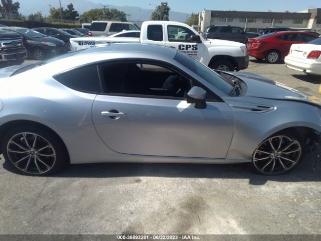 Toyota 86 2017 JF1ZNAA19H8701516 Image 6