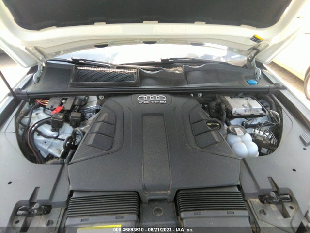 WA1LAAF77JD052072 Audi Q7 Premium Plus
