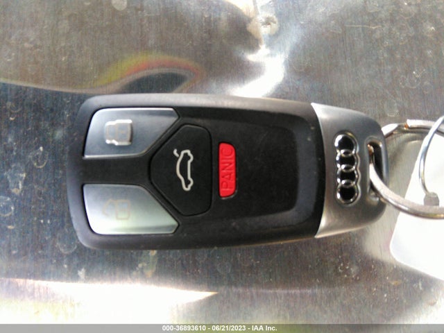 WA1LAAF77JD052072 Audi Q7 Premium Plus