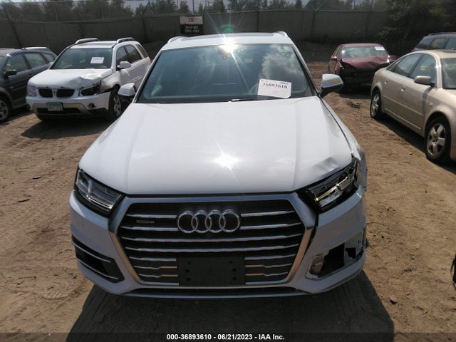 WA1LAAF77JD052072 Audi Q7 Premium Plus