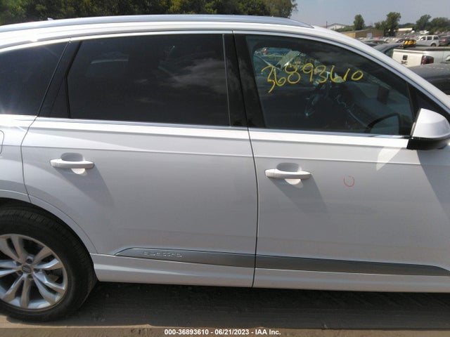 WA1LAAF77JD052072 Audi Q7 Premium Plus