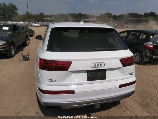 WA1LAAF77JD052072 Audi Q7 Premium Plus