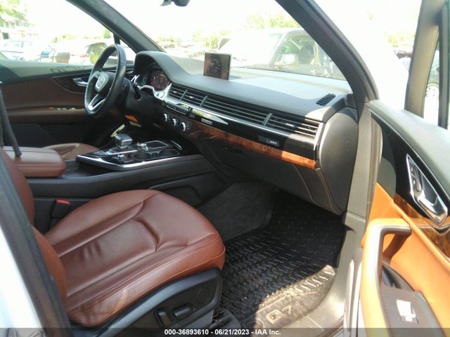WA1LAAF77JD052072 Audi Q7 Premium Plus