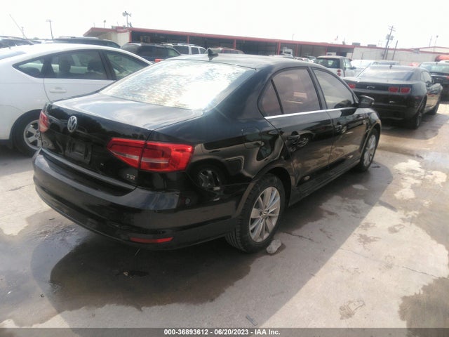 3VWD07AJ3FM300300 Volkswagen Jetta Sedan 1.8t Se W/connectivity