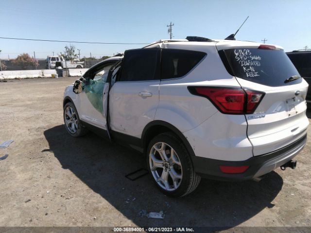 1FMCU0J93KUA56777 Ford Escape Titanium