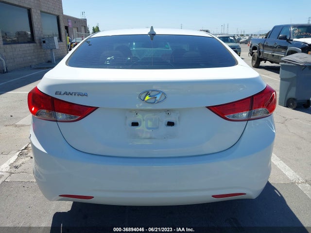2013 HYUNDAI ELANTRA GLS VIN: 5NPDH4AEXDH308488