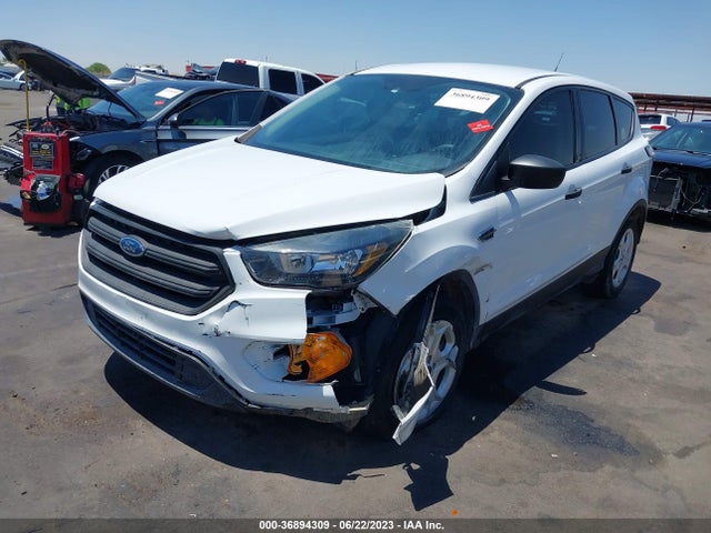 Ford ESCAPE S 2018 1FMCU0F75JUC12324 Image 2