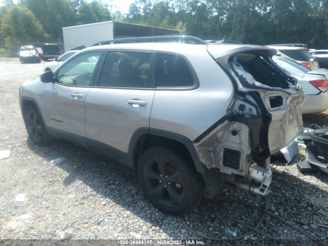 1C4PJLCB1JD537741 Jeep Cherokee Latitude