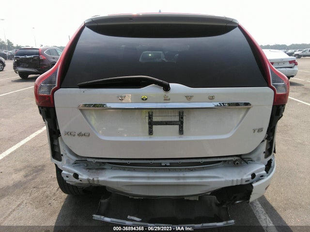 2015 VOLVO XC60 T5 DRIVE-E PREMIER VIN: YV440MDB3F2610036