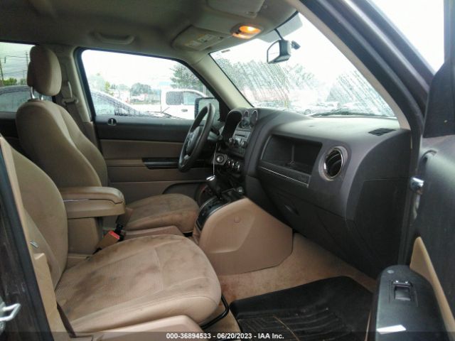 1C4NJPBA8GD528731 Jeep Patriot Sport