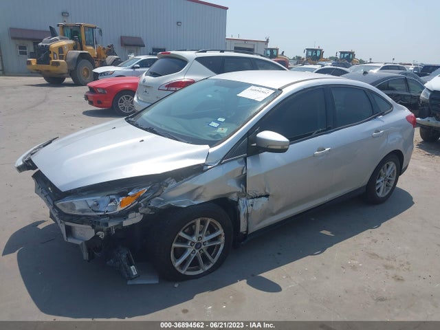 Ford FOCUS SE 2015 1FADP3F23FL367995 Image 2