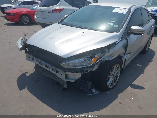 Ford FOCUS SE 2015 1FADP3F23FL367995 Image 8