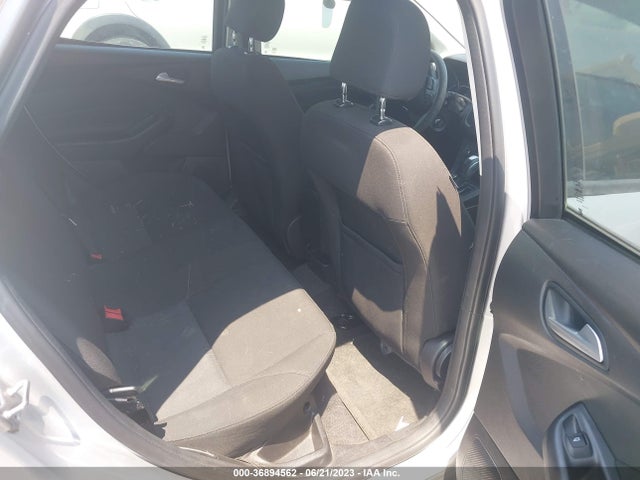 Ford FOCUS SE 2015 1FADP3F23FL367995 Image 10