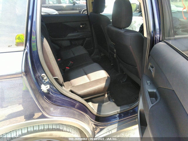 JA4AD3A38GZ022704 Mitsubishi Outlander Se/sel