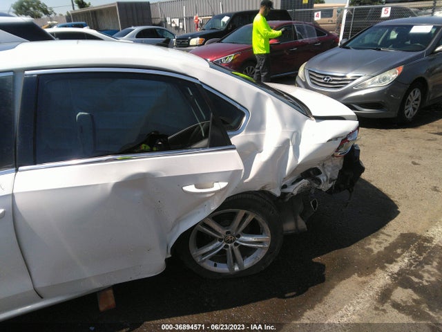 1VWBT7A39EC051839 Volkswagen Passat Se W/sunroof & Nav