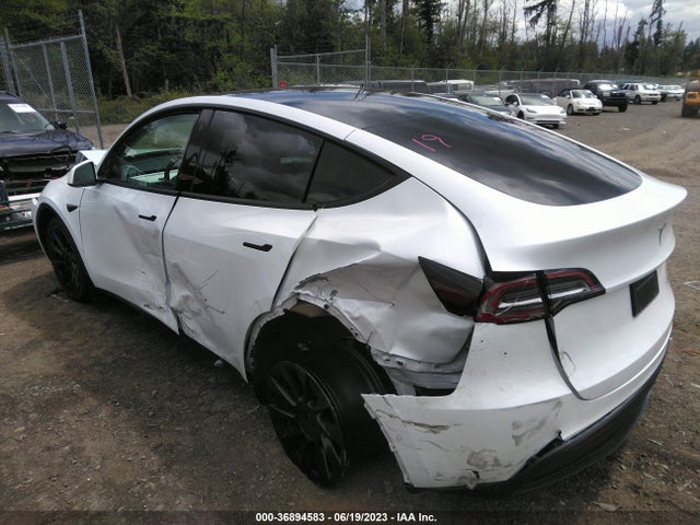 Tesla Model Y Long Range 2022 7SAYGDEE4NF550405 Image 10