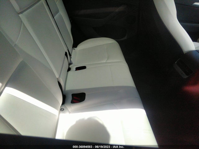 Tesla Model Y Long Range 2022 7SAYGDEE4NF550405 Image 15