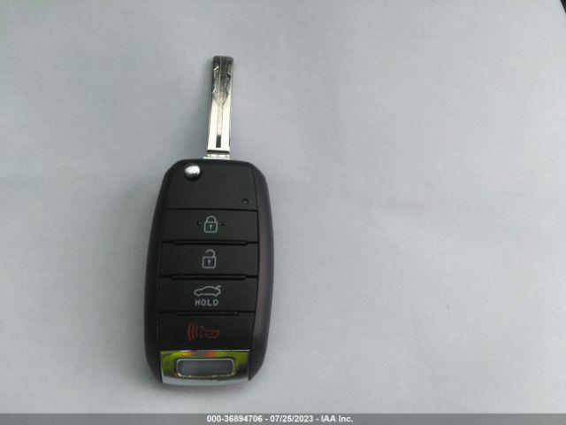 5XXGM4A78FG443090 KIA Optima Lx
