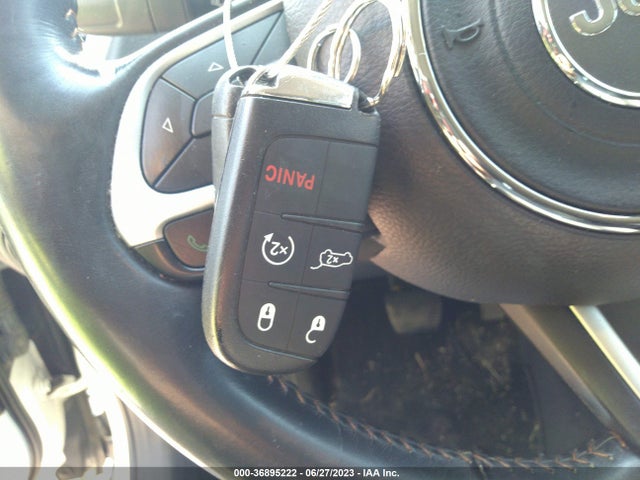3C4NJCBB1JT123751 Jeep Compass Latitude