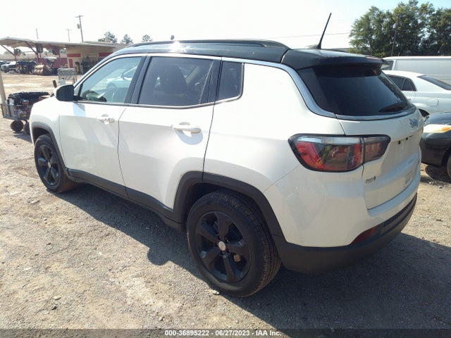 3C4NJCBB1JT123751 Jeep Compass Latitude