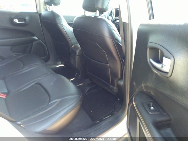 3C4NJCBB1JT123751 Jeep Compass Latitude