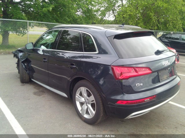WA1BNAFYXK2070717 Audi Q5 Premium Plus