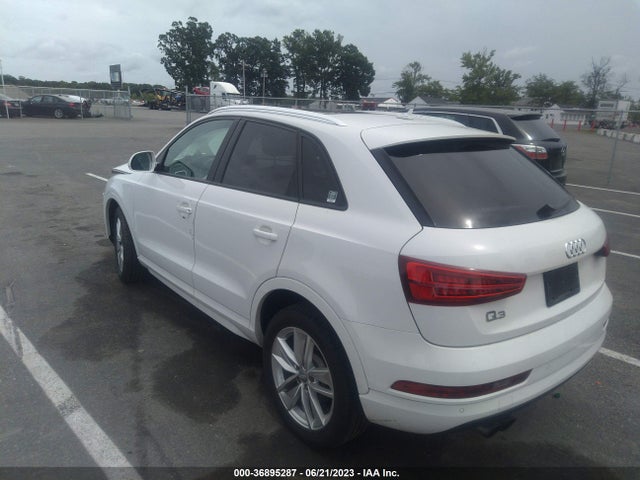 WA1BCCFS9HR016340 Audi Q3 PREMIUM