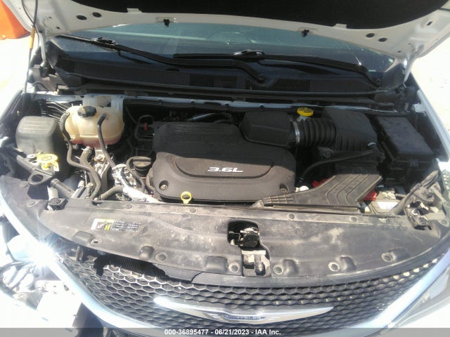 2C4RC1EG2HR727460 Chrysler Pacifica Touring-l Plus