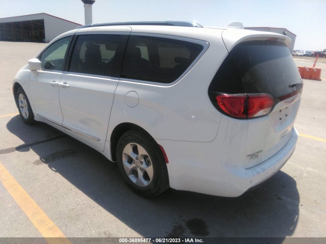 2C4RC1EG2HR727460 Chrysler Pacifica Touring-l Plus