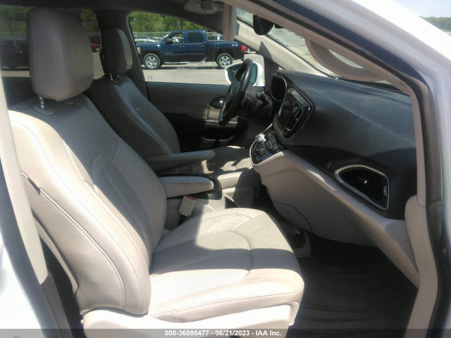 2C4RC1EG2HR727460 Chrysler Pacifica Touring-l Plus