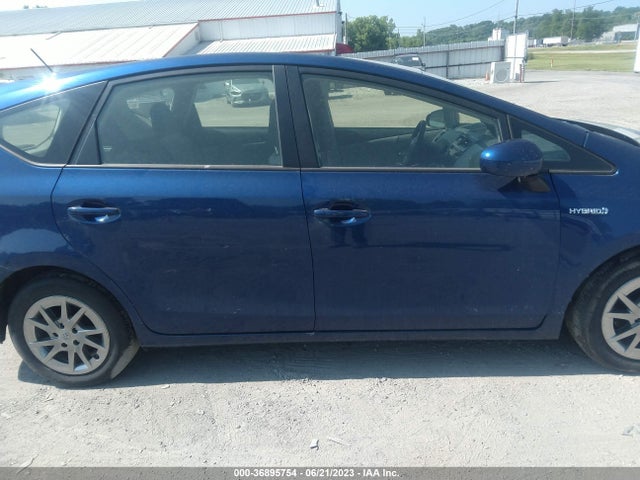Toyota Prius V Two/five/three/four 2017 JTDZN3EU6HJ061123 Image 5