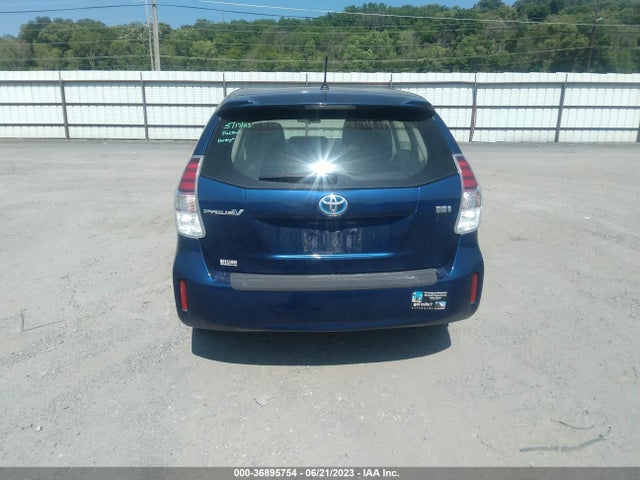 Toyota Prius V Two/five/three/four 2017 JTDZN3EU6HJ061123 Image 8