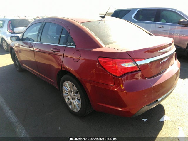 1C3CCBAB0EN176075 Chrysler 200 LX